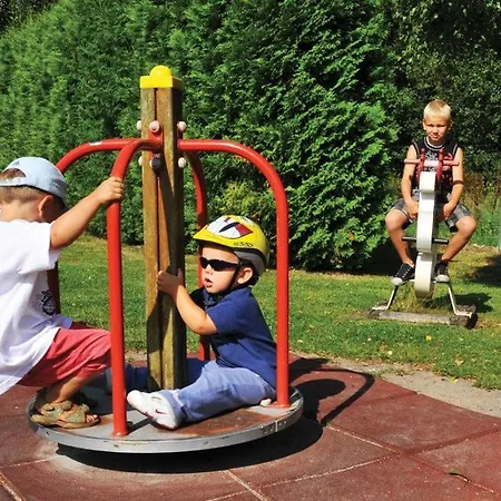 Freesenbruch 2 4 - Familientraum Apartment Ostseeheilbad Zingst